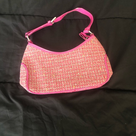 Chinese laundry pink small shoulder bag. - Picture 5 of 6
